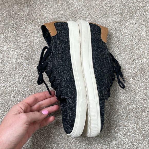 Lucky Brand Leigan Knit Sneaker - Picture 2 of 6